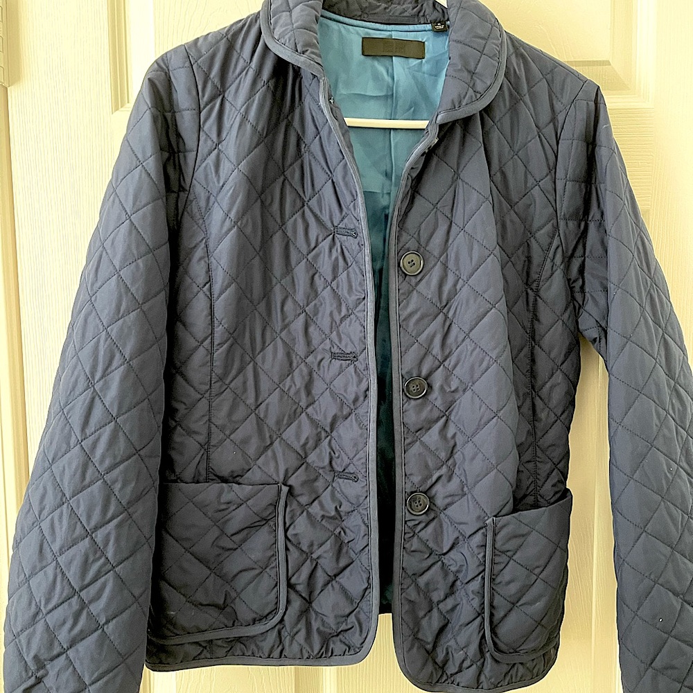 Uniqlo lightweight puffer jacket (womens M)